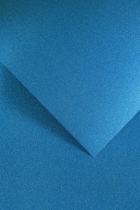 KARTON BROKATOWY  NIEBIESKI A4 210g/m2 opakowanie 5 sztuk 