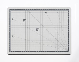 Dwustronna MATA DO CIĘCIA 30X22CM