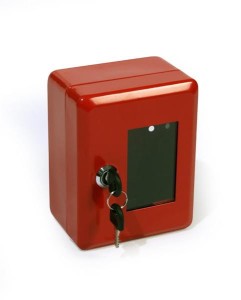 Metalowa szafka na klucze ewakuacyjne HF 150T-3k